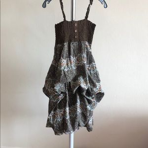 Structured strap dress in dark green floral print